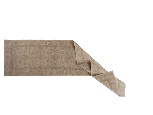 Handgeknüpfter Ziegler Farahan Läufer-Orientteppich von Khademi aus Wolle, beige. Klassisches Allover-Design. Von Hand geknüpft in Afghanistan. Größe: 321 cm x 75 cm. Teppichnummer: RB3-1000. Verkauf durch Jupiter Intl.