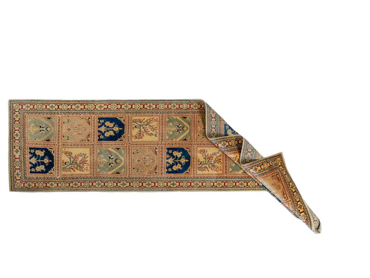 Handgeknüpfter Ziegler Hereke Läufer-Orientteppich von Khademi aus Wolle, golden. Klassisches Feldmuster. Von Hand geknüpft in Afghanistan. Größe: 315 cm x 81 cm. Teppichnummer: RB3-1005. Verkauf durch Jupiter Intl.