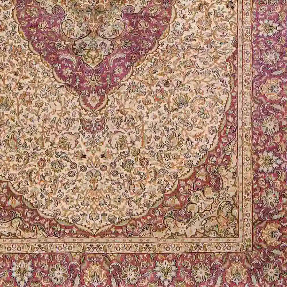 Kollektionsbild: Klassische Teppiche aus Indien / Indische Teppiche © Daniel Khademi, Jupiter Intl.