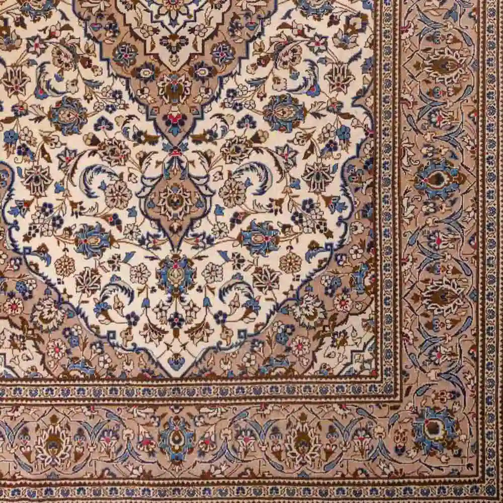 Kollektionsbild: Klassische Teppiche - Keshan Perserteppiche / Orientteppiche © Daniel Khademi, Jupiter Intl.