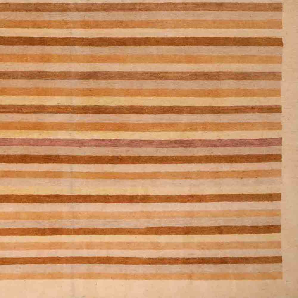 Kategoriebild: Teppichmotiv - Gestreift © Daniel Khademi, JUPITER Intl