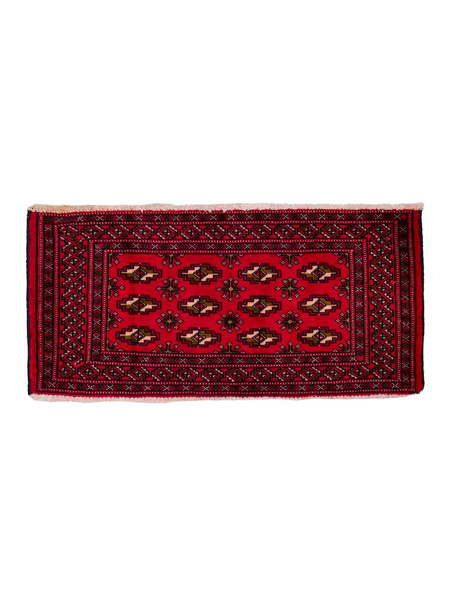 Handgeknüpfter Vintage Turkaman Nomadenteppich von Khademi aus Wolle, rot. Bukhara Allover-Design. Von Hand geknüpft in Iran. Größe: 48 cm x 105 cm. Teppichnummer: DB3-1024. Verkauf durch Jupiter Intl.