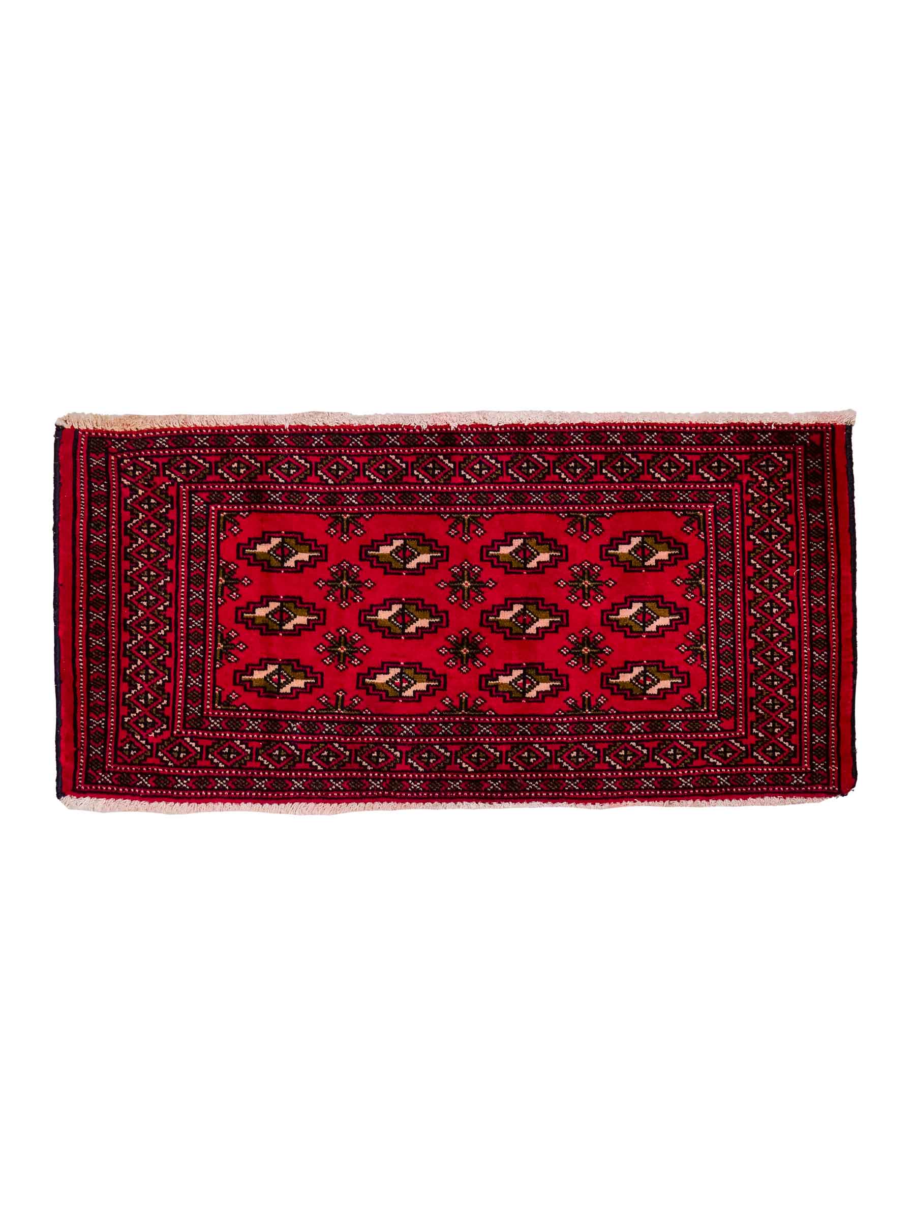 Handgeknüpfter Vintage Turkaman Nomadenteppich von Khademi aus Wolle, rot. Bukhara Allover-Design. Von Hand geknüpft in Iran. Größe: 48 cm x 105 cm. Teppichnummer: DB3-1024. Verkauf durch Jupiter Intl.