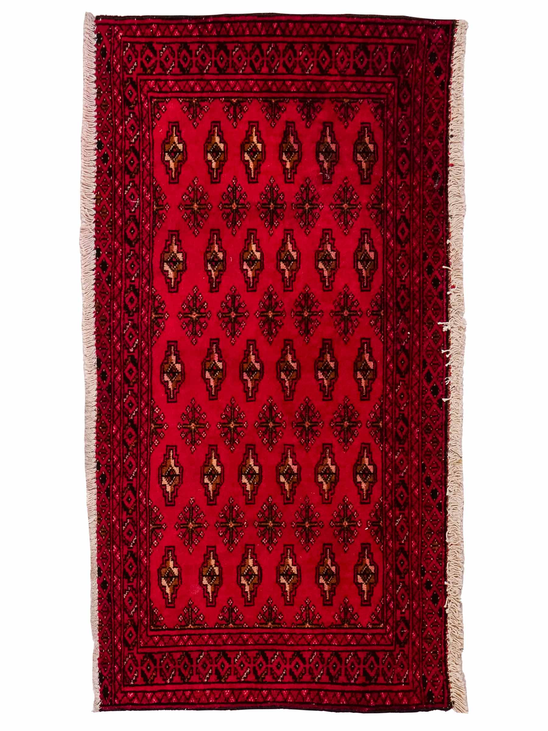 Handgeknüpfter Vintage Turkaman Nomadenteppich von Khademi aus Wolle, rot. Bukhara Allover-Design. Von Hand geknüpft in Iran. Größe: 105 cm x 50 cm. Teppichnummer: DB3-1028. Verkauf durch Jupiter Intl.