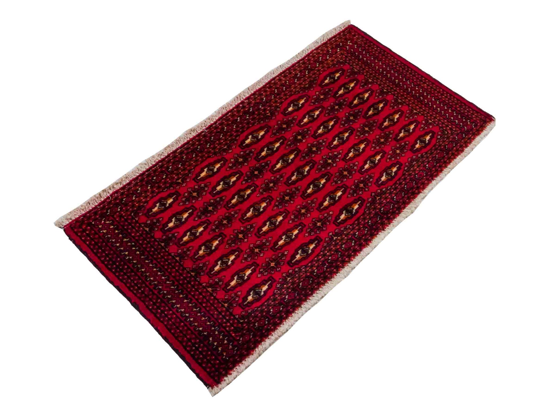 Handgeknüpfter Vintage Turkaman Nomadenteppich von Khademi aus Wolle, rot. Bukhara Allover-Design. Von Hand geknüpft in Iran. Größe: 125 cm x 62 cm. Teppichnummer: DB3-1010. Verkauf durch Jupiter Intl.