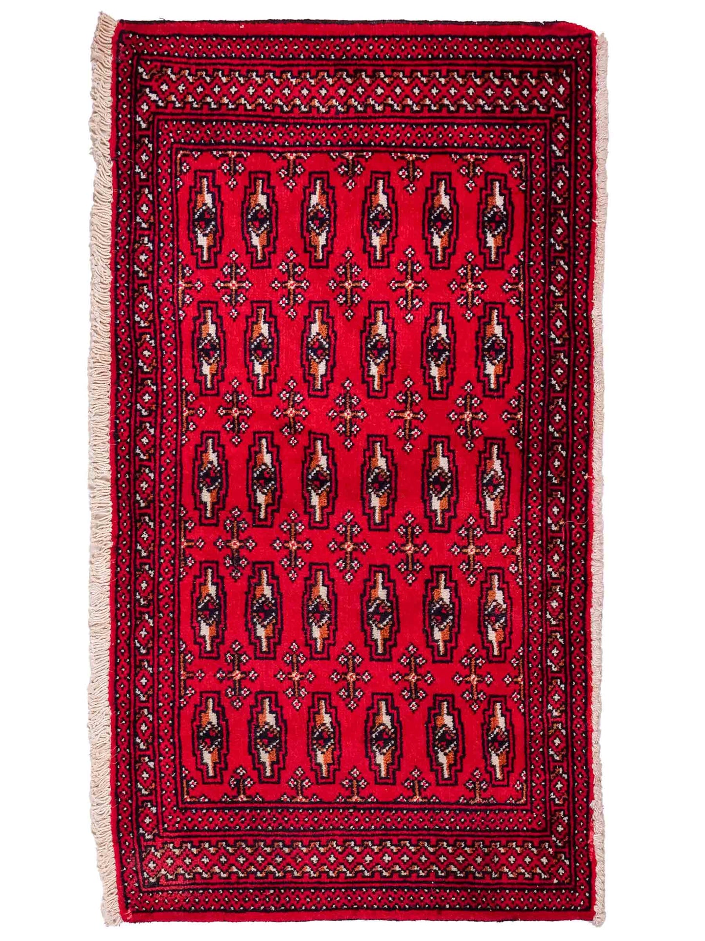 Handgeknüpfter Turkaman Nomadenteppich von Khademi aus Wolle, rot. Bukhara Allover-Design. Von Hand geknüpft in Iran. Größe: 128 cm x 69 cm. Teppichnummer: DB3-1008. Verkauf durch Jupiter Intl.