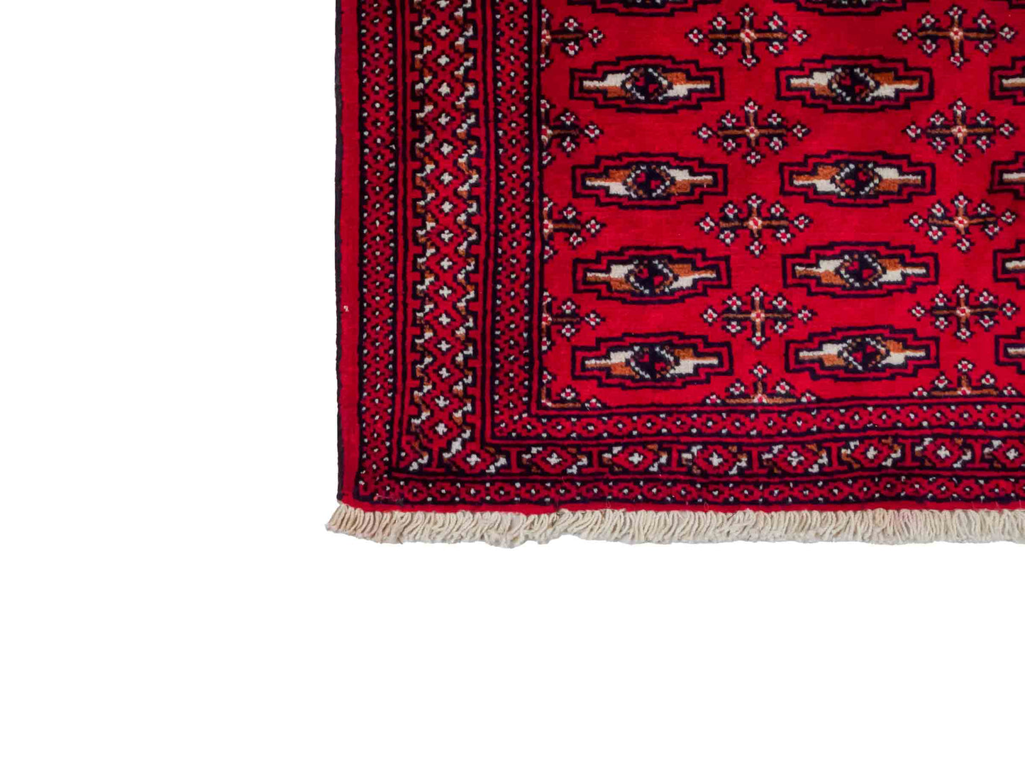 Handgeknüpfter Turkaman Nomadenteppich von Khademi aus Wolle, rot. Bukhara Allover-Design. Von Hand geknüpft in Iran. Größe: 128 cm x 69 cm. Teppichnummer: DB3-1008. Verkauf durch Jupiter Intl.