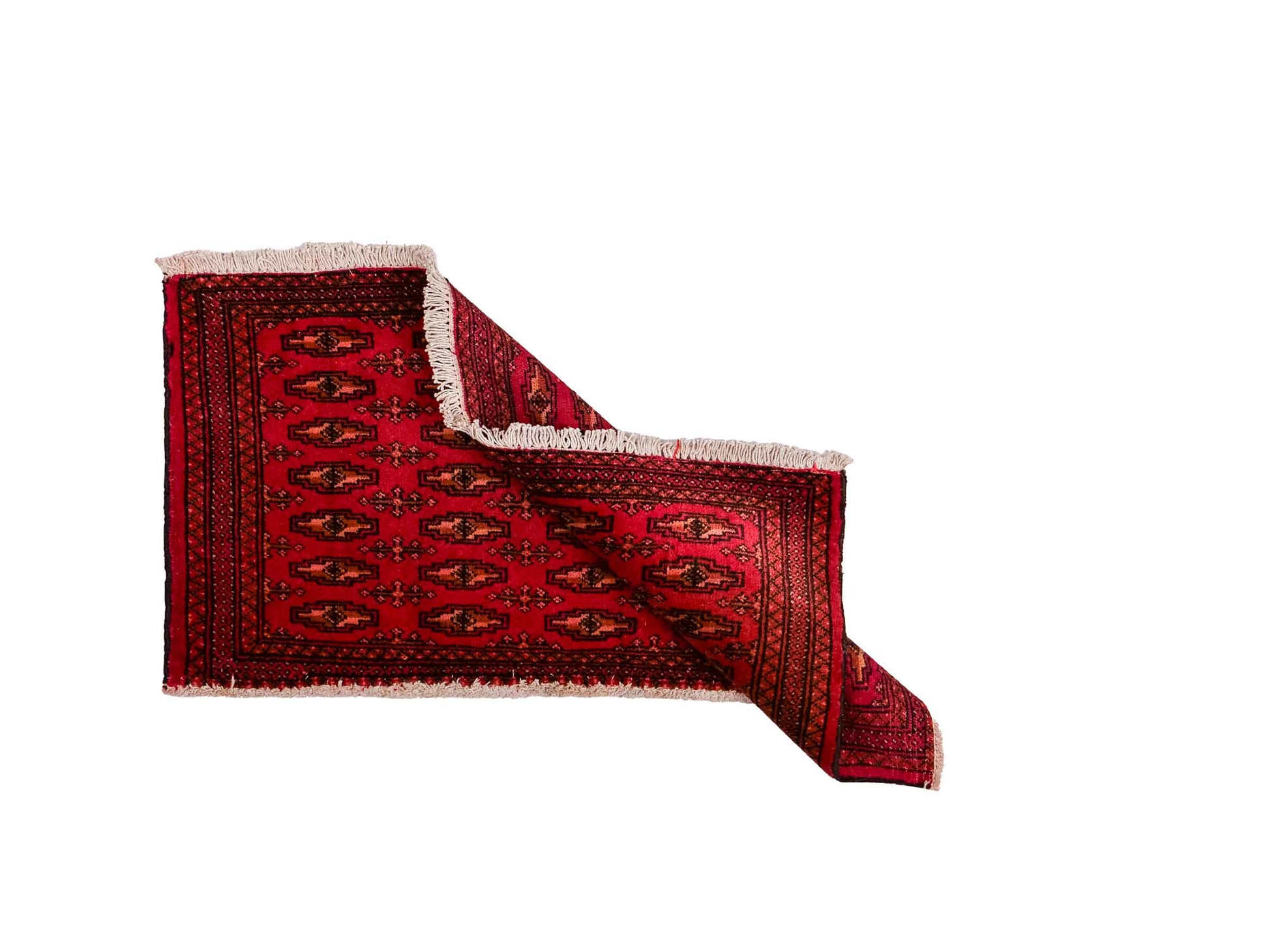 Handgeknüpfter Vintage Turkaman Nomadenteppich von Khademi aus Wolle, rot. Bukhara Allover-Design. Von Hand geknüpft in Iran. Größe: 90 cm x 50 cm. Teppichnummer: DB3-1020. Verkauf durch Jupiter Intl.
