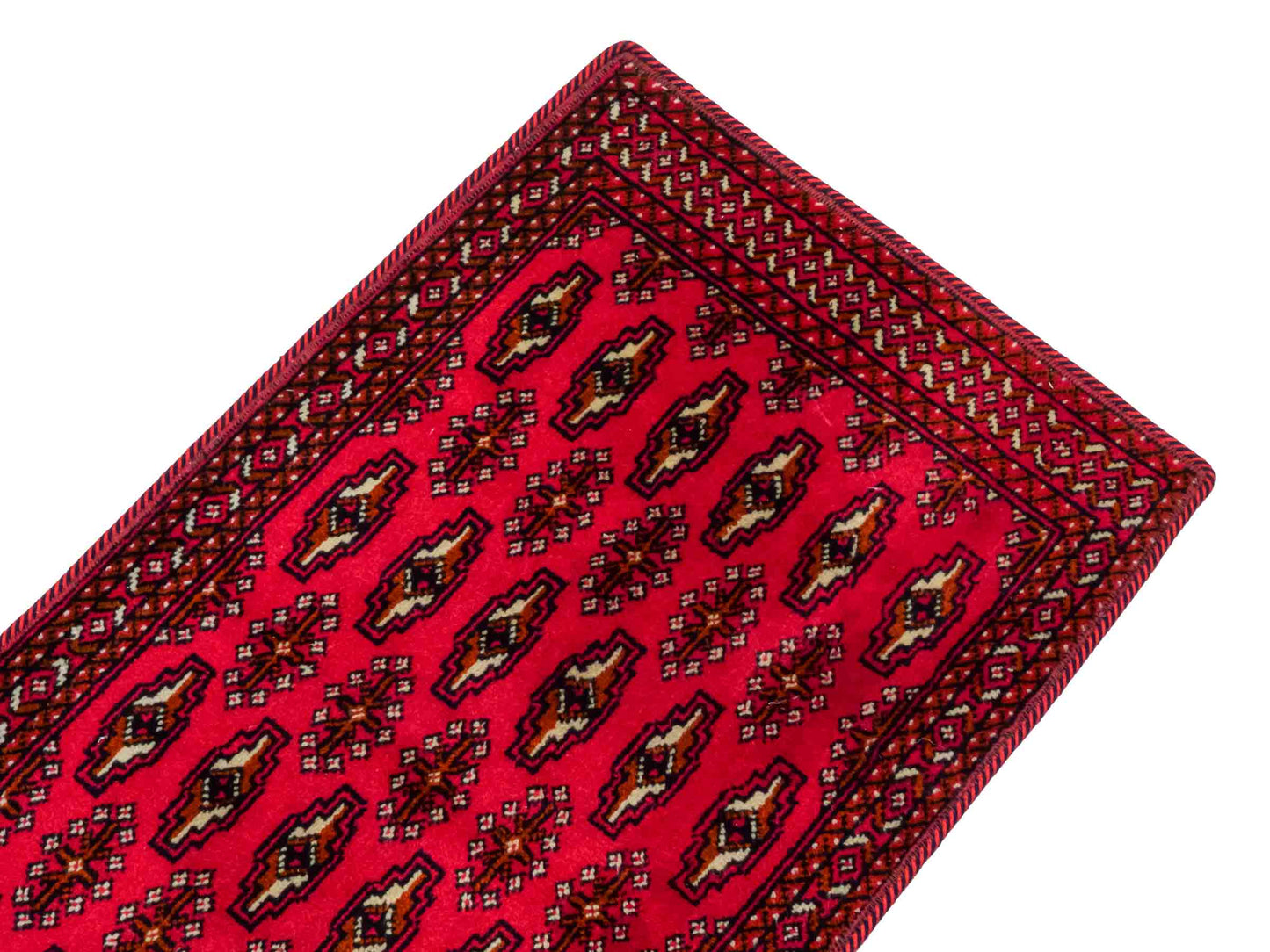 Handgeknüpfter Vintage Turkaman Nomadenteppich von Khademi aus Wolle, rot. Bukhara Allover-Design. Von Hand geknüpft in Iran. Größe: 99 cm x 54 cm. Teppichnummer: DB3-1007. Verkauf durch Jupiter Intl.