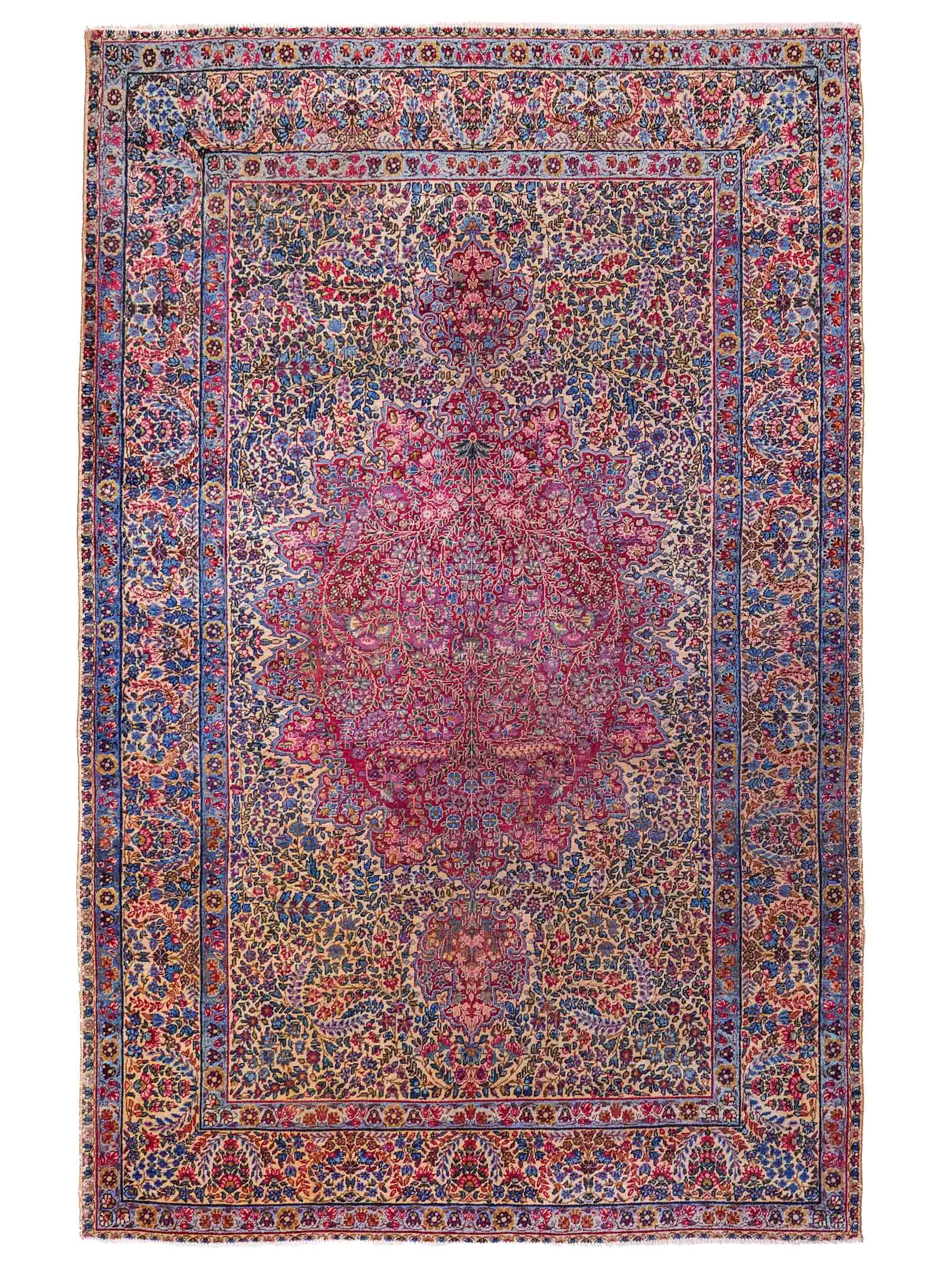 Antiker, handgeknüpfter Kerman Perserteppich aus Wolle. Größe: 223 x 143 cm. Klassisch-persischer Orientteppich mit floralem Medaillon, Cremeweiß-Rot. Teppichnummer: RB3-1108. Made in Iran / Persia – Vertrieb durch JUPITER Intl