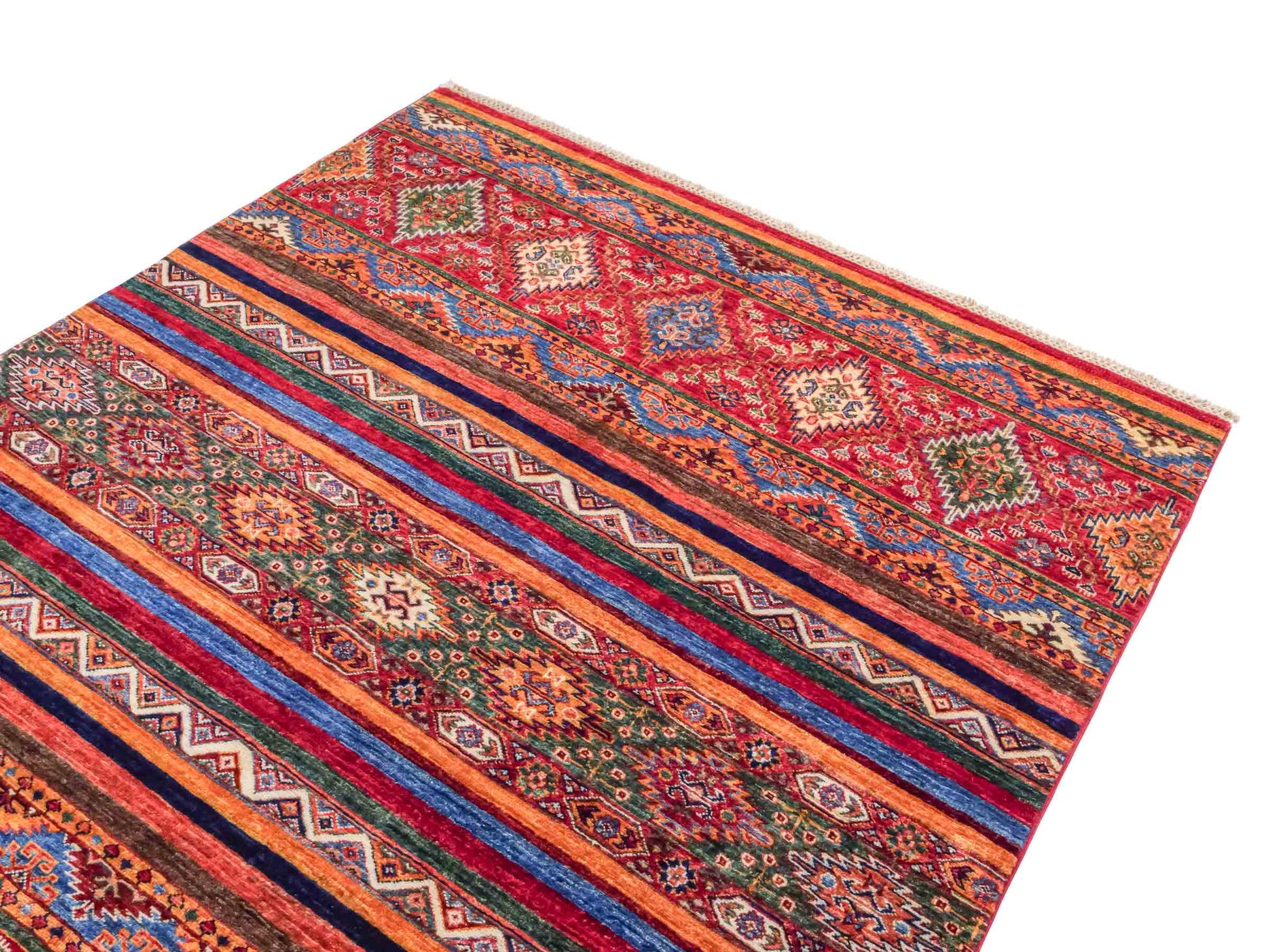 Handgeknüpfter Arijana Shaal Orientteppich von Khademi aus Wolle, rot, geometrisch-gestreift. Traditionell von Hand geknüpft in Afghanistan. Größe: 206 cm x 156 cm. Teppichnummer: SB3-1115. Verkauf durch Jupiter Intl.