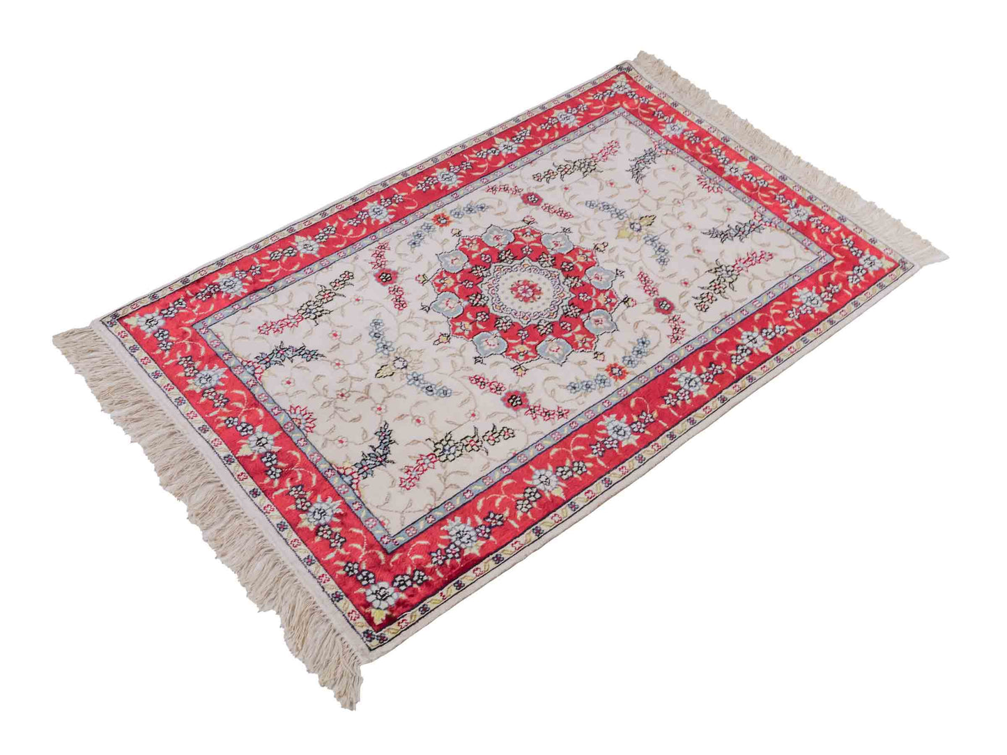 Handgeknüpfter Art Hereke Seidenteppich von Khademi aus Kunstseide, rot-cremeweiß. Chinesischer Teppich mit Medaillon. Orientteppich, von Hand geknüpft in China. Größe: 123 cm x 76 cm. Teppichnummer: SB3-1094. Verkauf durch Jupiter Intl.
