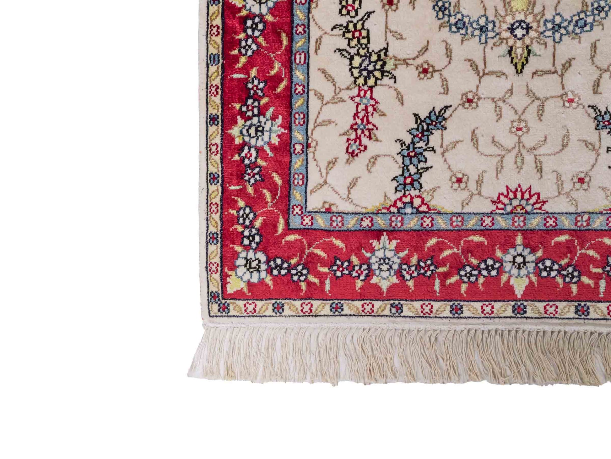 Handgeknüpfter Art Hereke Seidenteppich von Khademi aus Kunstseide, rot-cremeweiß. Chinesischer Teppich mit Medaillon. Orientteppich, von Hand geknüpft in China. Größe: 123 cm x 76 cm. Teppichnummer: SB3-1094. Verkauf durch Jupiter Intl.