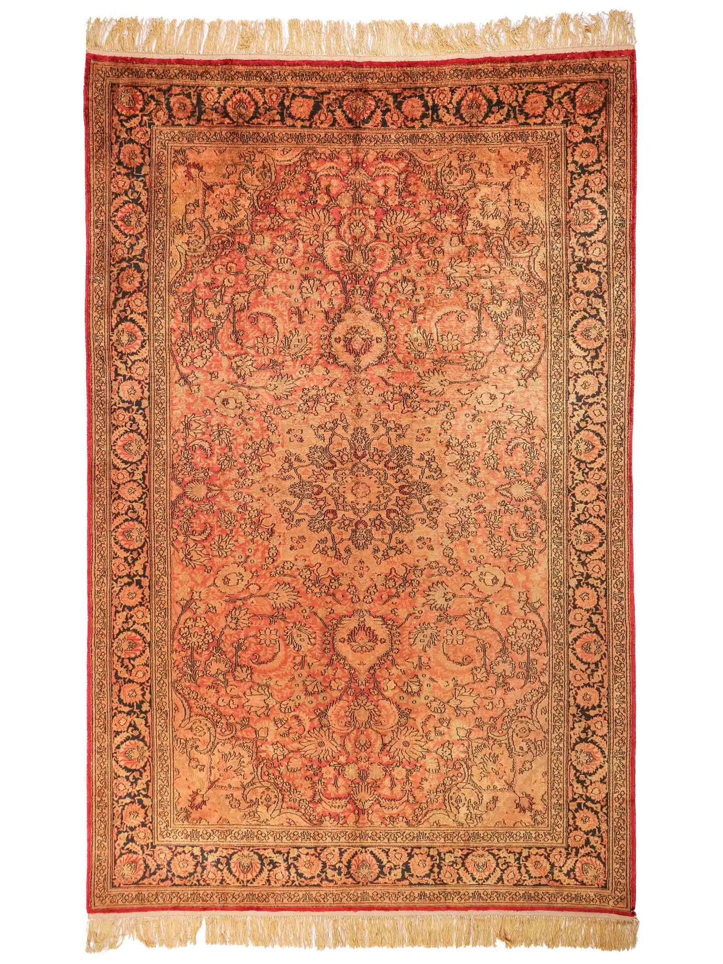 Handgeknüpfter Art Hereke Seidenteppich von Khademi aus Kunstseide, gold-orange. Chinesischer Teppich, durchgemustert. Orientteppich, von Hand geknüpft in China. Größe: 252 cm x 171 cm. Teppichnummer: SB3-1075. Verkauf durch Jupiter Intl.