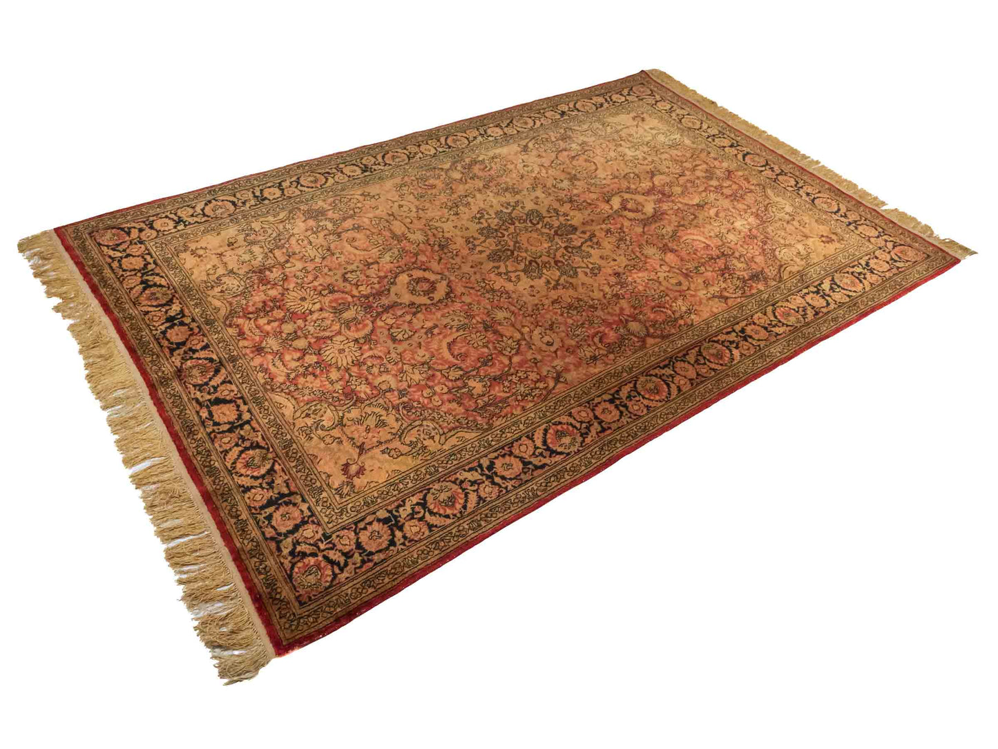 Handgeknüpfter Art Hereke Seidenteppich von Khademi aus Kunstseide, gold-orange. Chinesischer Teppich, durchgemustert. Orientteppich, von Hand geknüpft in China. Größe: 252 cm x 171 cm. Teppichnummer: SB3-1075. Verkauf durch Jupiter Intl.