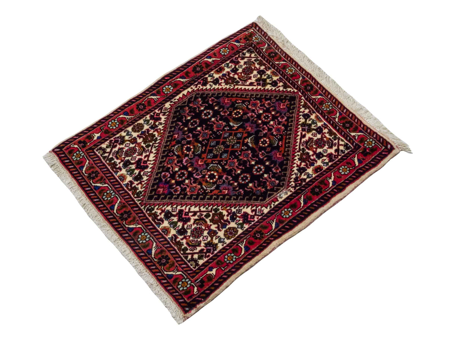 Handgeknüpfter Bidjar Sandjan Perserteppich von Khademi aus Wolle, rot. Kurdischer Dorfteppich mit geometrischem Medaillon. Von Hand geknüpft in Iran. Größe: 60 cm x 40 cm. Teppichnummer: DB3-1060. Verkauf durch Jupiter Intl.