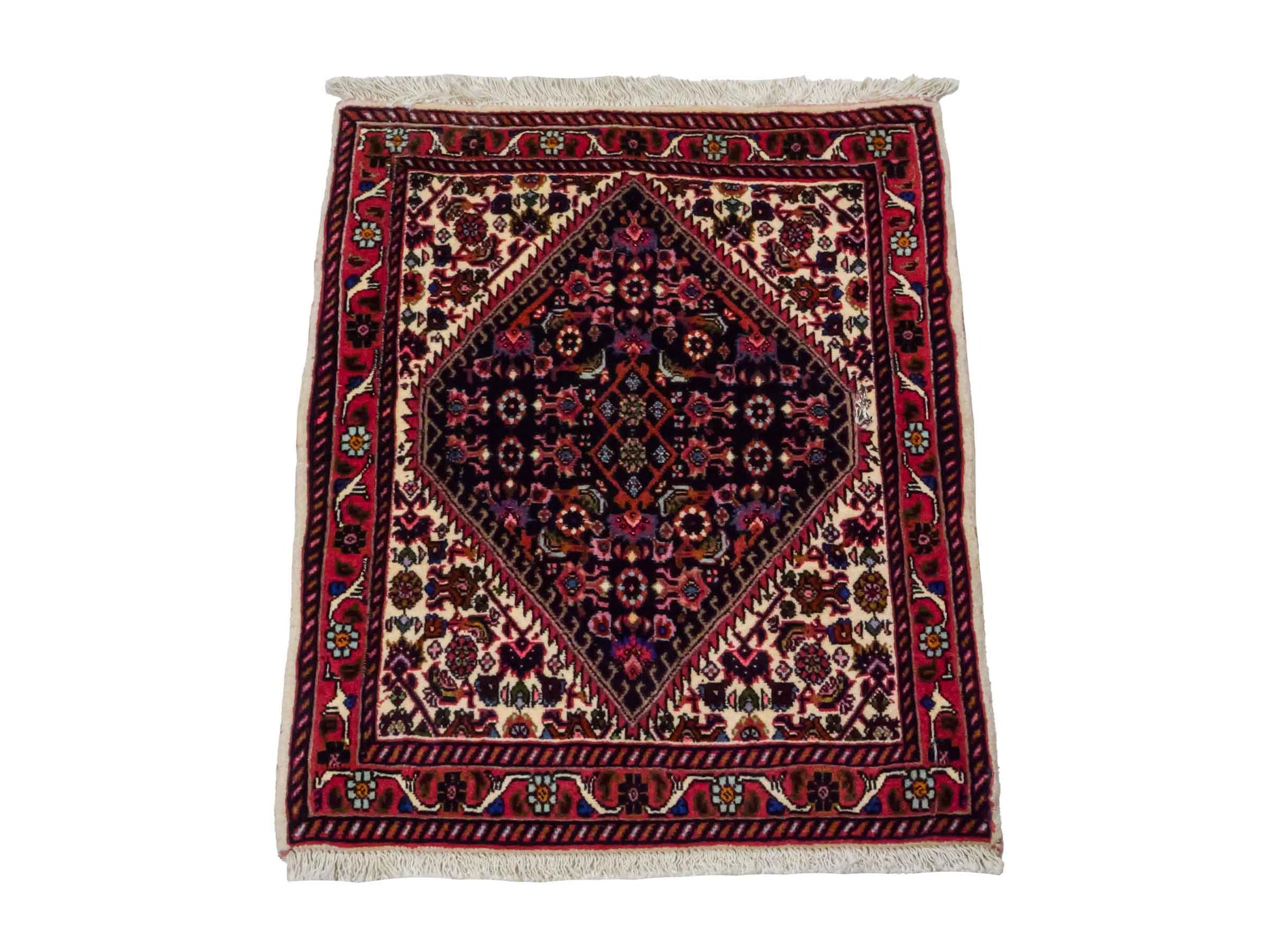 Handgeknüpfter Bidjar Sandjan Perserteppich von Khademi aus Wolle, rot. Kurdischer Dorfteppich mit geometrischem Medaillon. Von Hand geknüpft in Iran. Größe: 60 cm x 40 cm. Teppichnummer: DB3-1060. Verkauf durch Jupiter Intl.