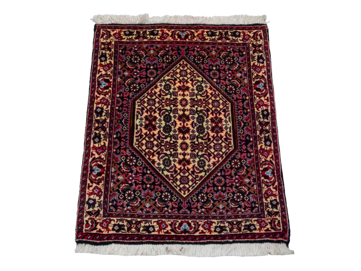 Handgeknüpfter Bidjar Sandjan Perserteppich von Khademi aus Wolle, mehrfarbig. Kurdischer Dorfteppich mit geometrischem Medaillon. Von Hand geknüpft in Iran. Größe: 60 cm x 50 cm. Teppichnummer: DB3-1051. Verkauf durch Jupiter Intl.