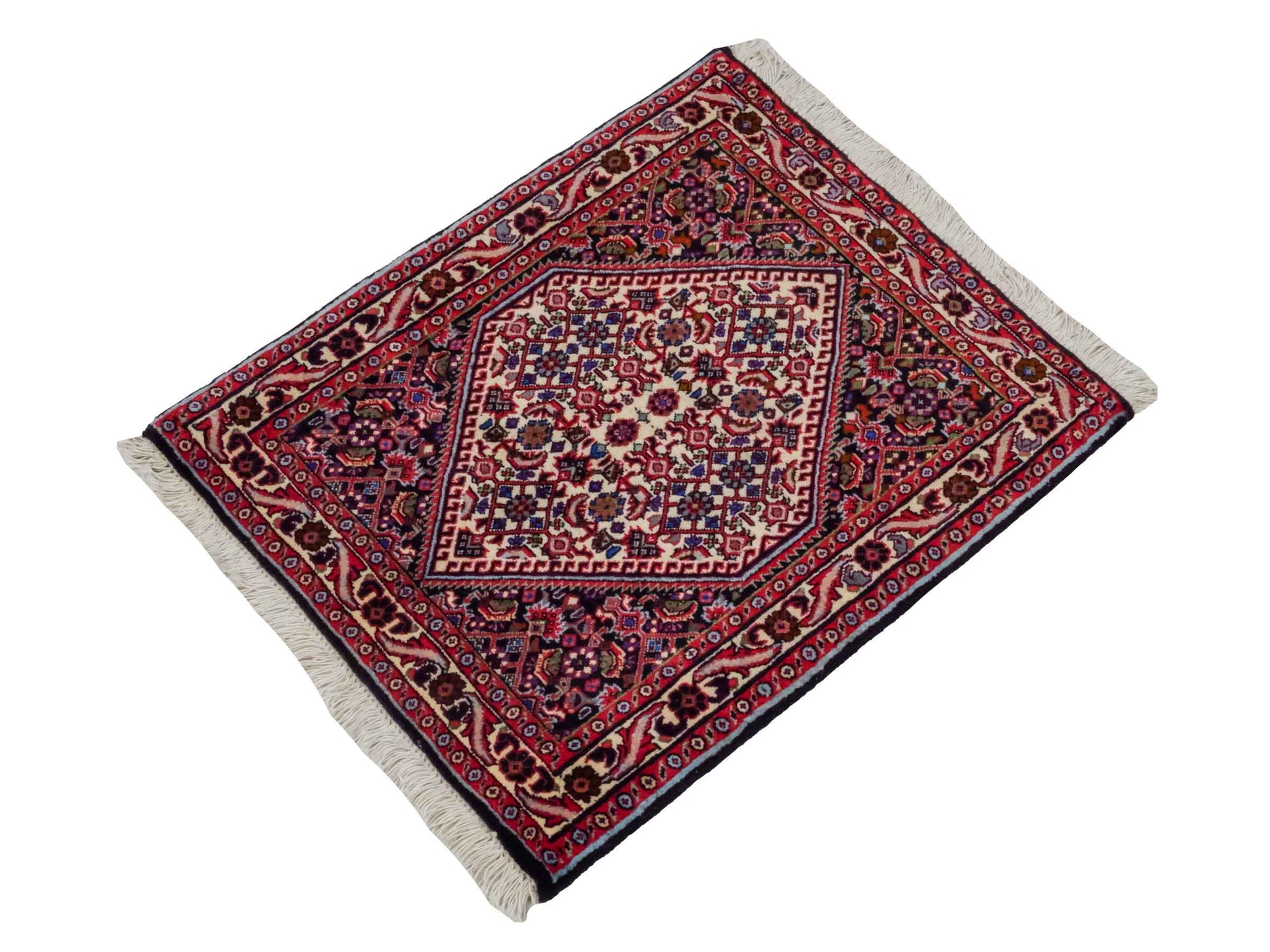 Handgeknüpfter Bidjar Sandjan Perserteppich von Khademi aus Wolle, mehrfarbig. Kurdischer Dorfteppich mit geometrischem Medaillon. Von Hand geknüpft in Iran. Größe: 60 cm x 50 cm. Teppichnummer: DB3-1053. Verkauf durch Jupiter Intl.