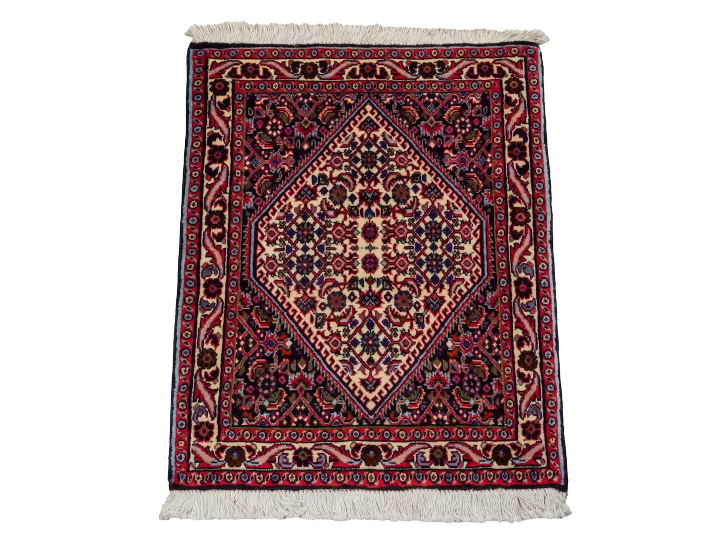 Handgeknüpfter Bidjar Sandjan Perserteppich von Khademi aus Wolle, mehrfarbig. Kurdischer Dorfteppich mit geometrischem Medaillon. Von Hand geknüpft in Iran. Größe: 60 cm x 50 cm. Teppichnummer: DB3-1053. Verkauf durch Jupiter Intl.
