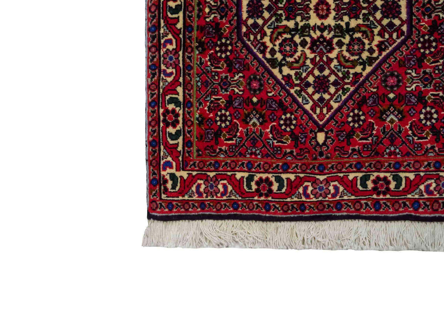 Handgeknüpfter Bidjar Sandjan Perserteppich von Khademi aus Wolle, rot. Kurdischer Dorfteppich mit geometrischem Medaillon. Von Hand geknüpft in Iran. Größe: 60 cm x 50 cm. Teppichnummer: DB3-1046. Verkauf durch Jupiter Intl.