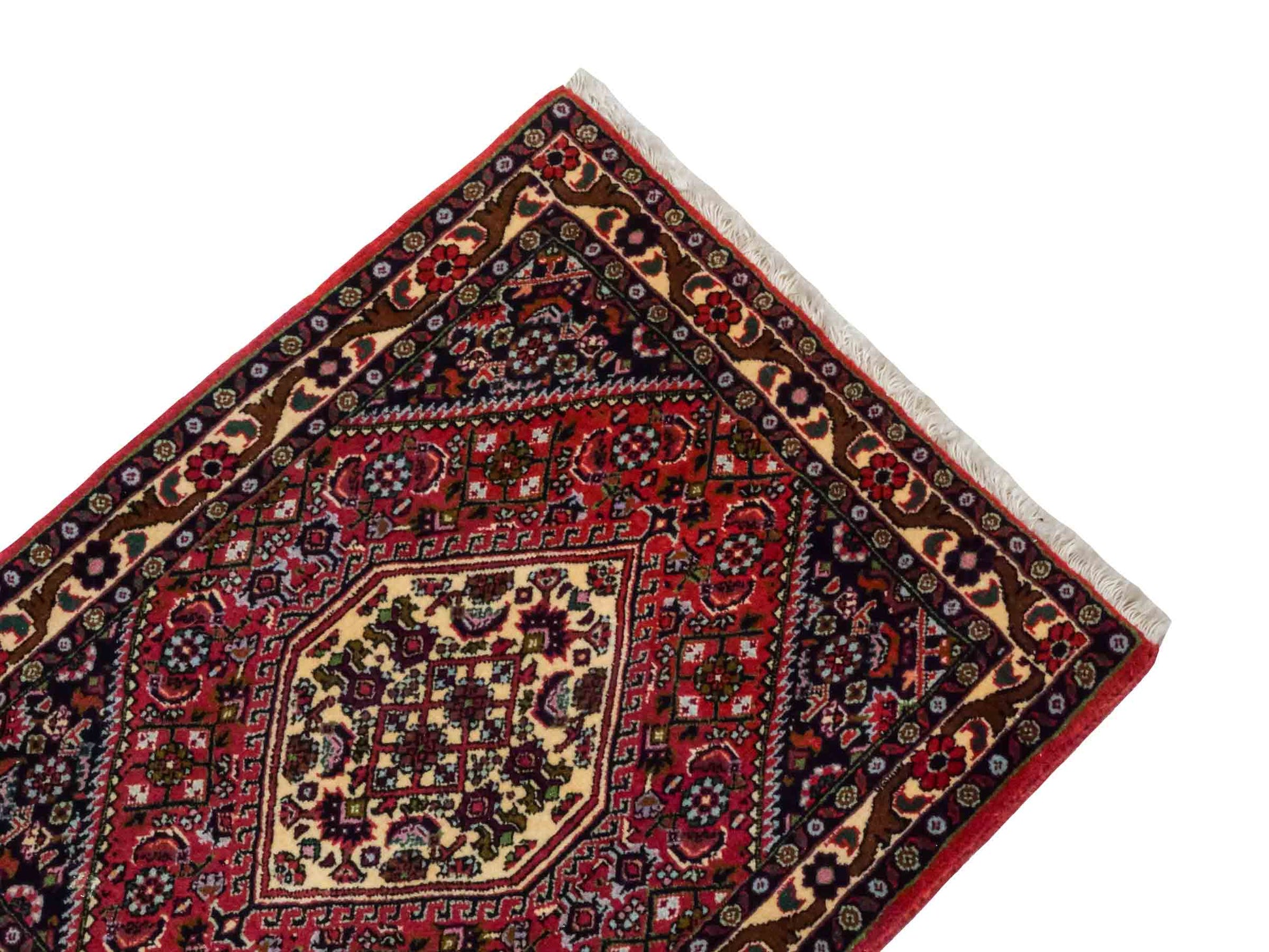 Handgeknüpfter Bidjar Sandjan Perserteppich von Khademi aus Wolle, rot. Kurdischer Dorfteppich mit geometrischem Medaillon. Von Hand geknüpft in Iran. Größe: 60 cm x 50 cm. Teppichnummer: DB3-1054. Verkauf durch Jupiter Intl.