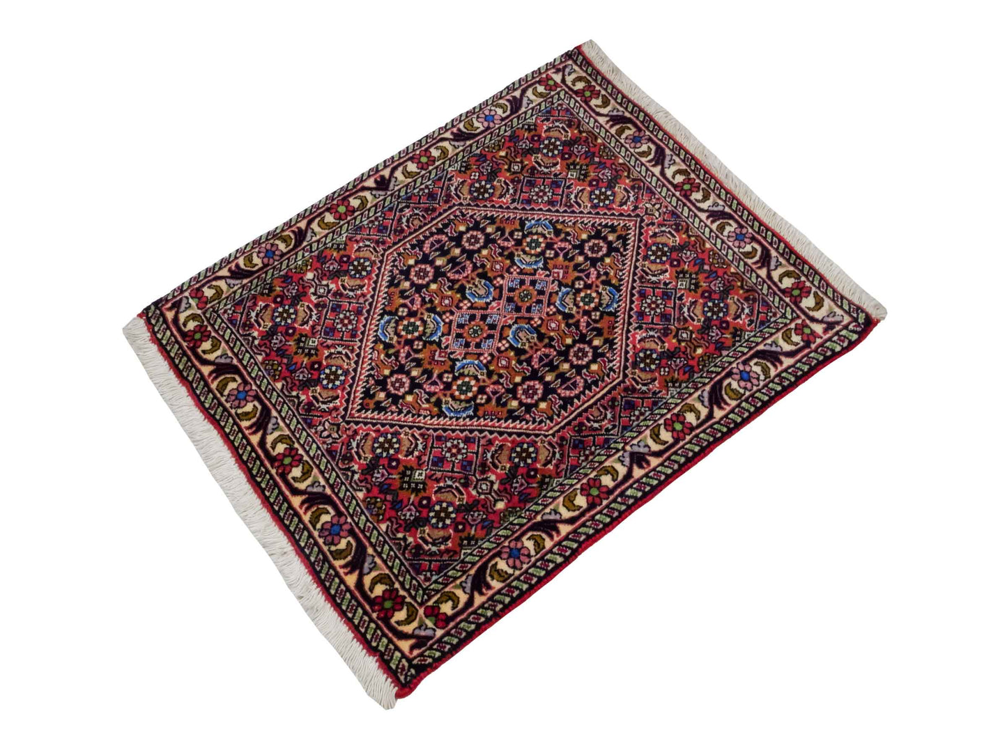 Handgeknüpfter Bidjar Sandjan Perserteppich von Khademi aus Wolle, mehrfarbig. Kurdischer Dorfteppich mit geometrischem Medaillon. Von Hand geknüpft in Iran. Größe: 60 cm x 50 cm. Teppichnummer: DB3-1055. Verkauf durch Jupiter Intl.