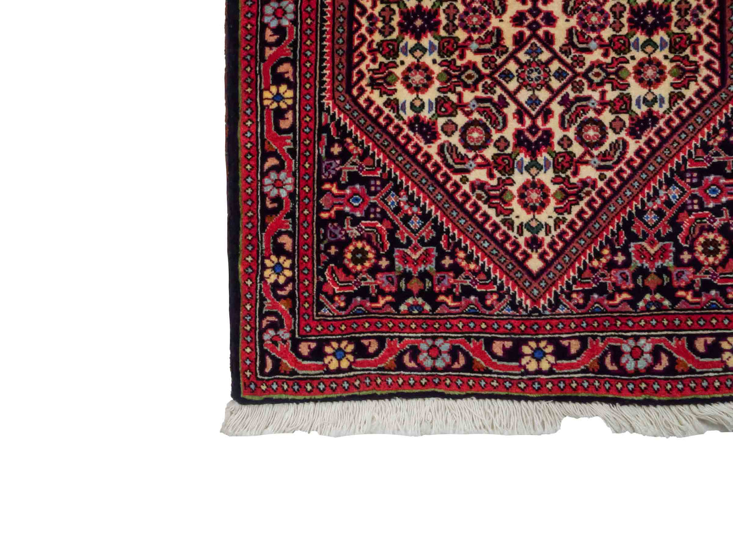 Handgeknüpfter Bidjar Sandjan Perserteppich von Khademi aus Wolle, rot. Kurdischer Dorfteppich mit geometrischem Medaillon. Von Hand geknüpft in Iran. Größe: 69 cm x 56 cm. Teppichnummer: DB3-1047. Verkauf durch Jupiter Intl.