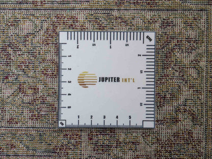 Belgischer, maschinell gefertigter Design Orientteppich aus Kunstseide, creme, beige. 139x97 cm. Verkauf durch Jupiter Intl.