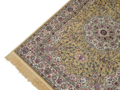 Belgischer, maschinell gefertigter Design Orientteppich aus Kunstseide, beige, creme. 140x98 cm. Verkauf durch Jupiter Intl.