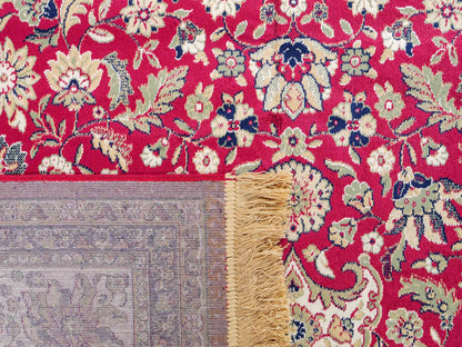 Belgischer, maschinell gefertigter Design Orientteppich aus Kunstseide, rot, creme, blau. 275x185 cm. Verkauf durch Jupiter Intl.