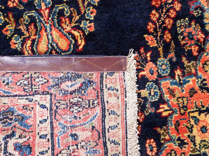 Feiner, handgeknüpfter, persischer Hamedan Dorfteppich aus Wolle von Khademi. Farbe: Blau. 369 x 108 cm. Vertrieb durch JUPITER Intl.