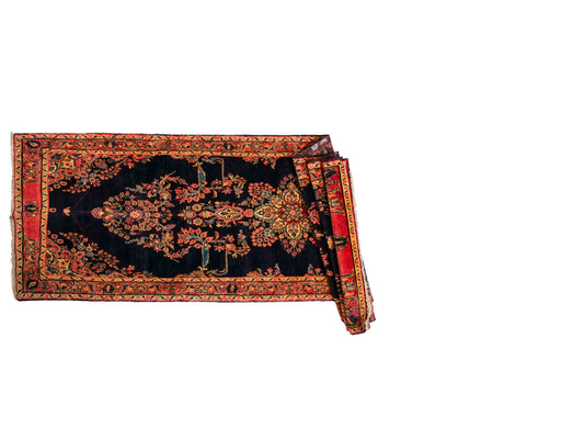 Feiner, handgeknüpfter, persischer Hamedan Dorfteppich aus Wolle von Khademi. Farbe: Blau. 369 x 108 cm. Vertrieb durch JUPITER Intl.