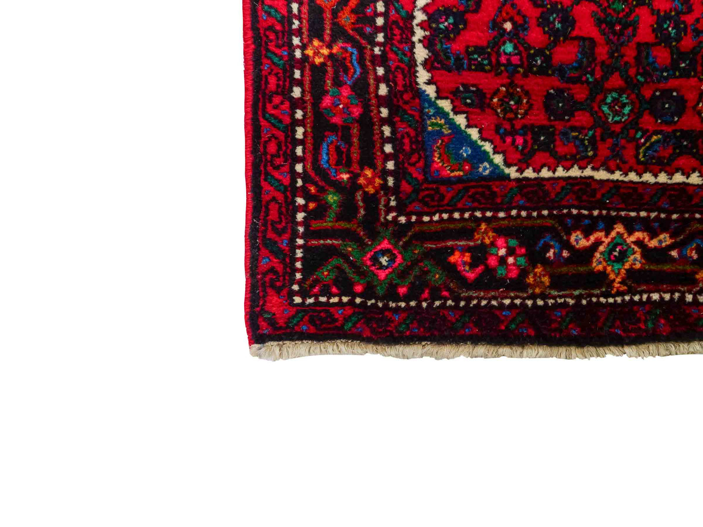Feiner, handgeknüpfter, persischer Hamedan Dorfteppich aus Wolle von Khademi. Farbe: Rot. 490 x 82 cm. Vertrieb durch JUPITER Intl.
