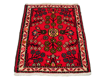 Handgeknüpfter, persischer Hamedan Dorfteppich aus Wolle von Khademi. Größe: 73 x 54 cm. Farbe: Rot. Verkauf durch JUPITER Intl.