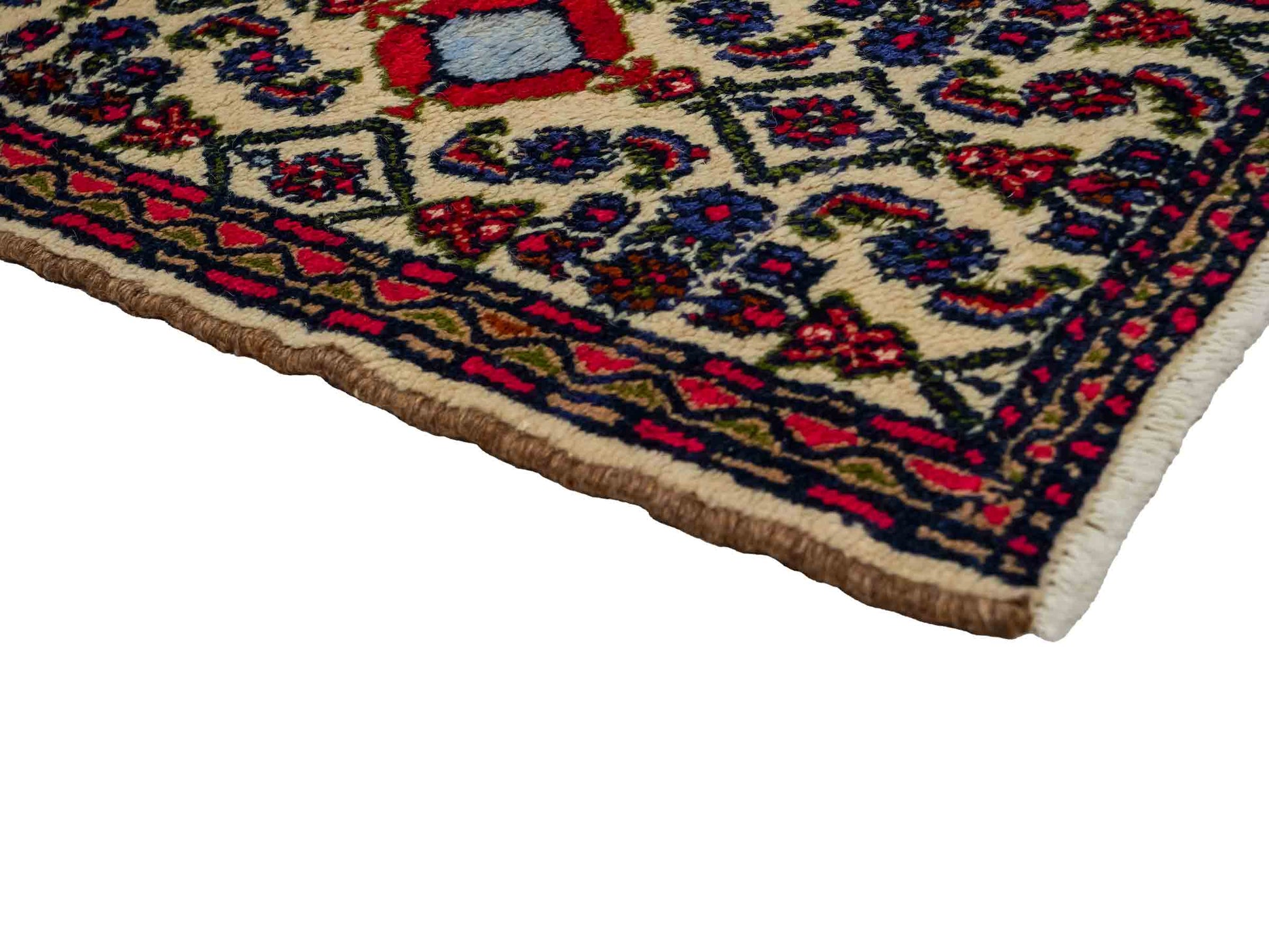 Handgeknüpfter, persischer Hamedan Dorfteppich aus Wolle von Khademi. Größe: 85 x 53 cm. Farbe: Cremeweiß. Verkauf durch JUPITER Intl.
