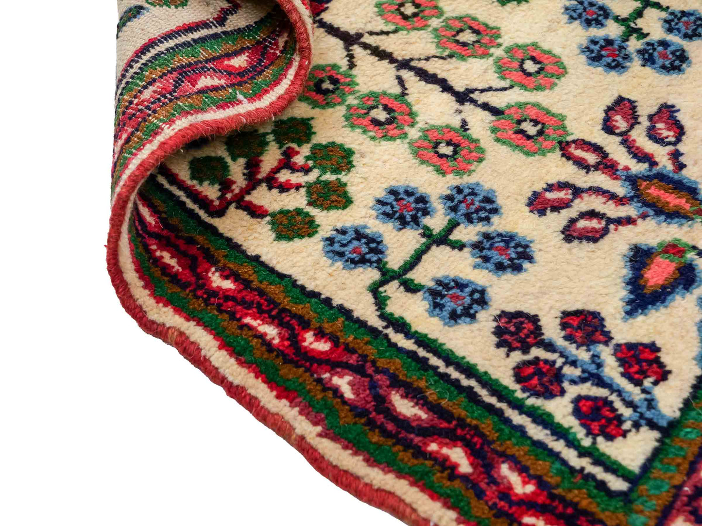 Handgeknüpfter, persischer Hamedan Dorfteppich aus Wolle von Khademi. Größe: 88 x 54 cm. Farbe: Cremeweiß. Verkauf durch JUPITER Intl.