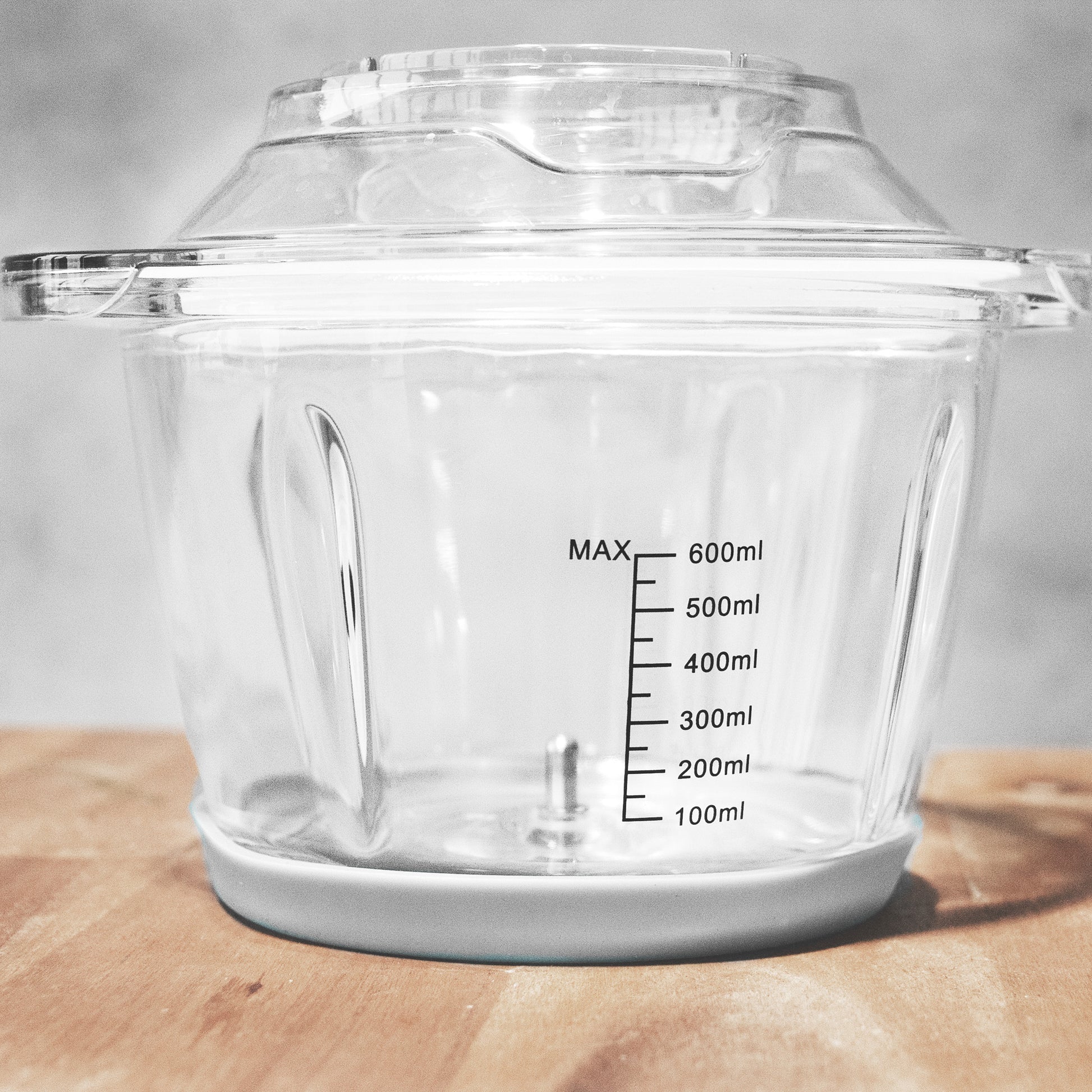 Gastroback 40961 Design Mini Chopper Plus, Edelstahl, schwarz.