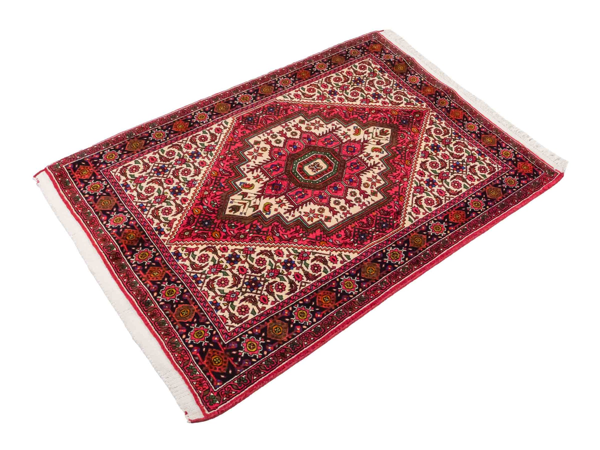 Handgeknüpfter Gholtogh Dorfteppich von Khademi aus Wolle, rot, creme. Feiner, kurdischer Nomadenteppich mit geometrischem Medaillon. Orientteppich, von Hand geknüpft in Iran. Größe: 145 cm x 100 cm. Teppichnummer: SB3-1156 | Jupiter Intl.