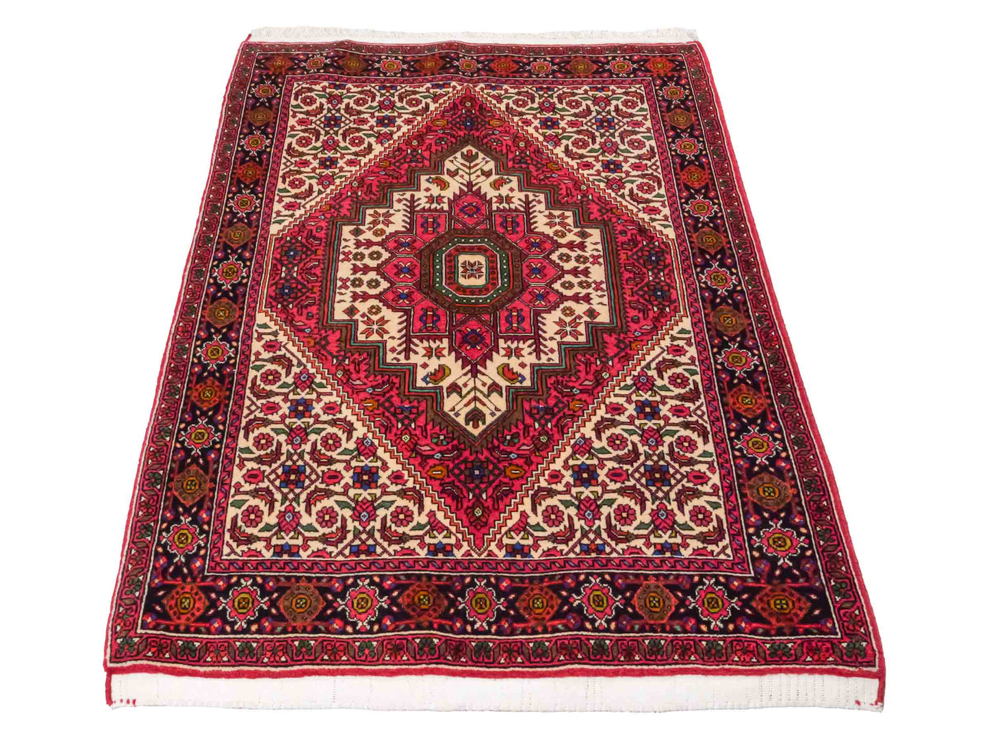 Handgeknüpfter Gholtogh Dorfteppich von Khademi aus Wolle, rot, creme. Feiner, kurdischer Nomadenteppich mit geometrischem Medaillon. Orientteppich, von Hand geknüpft in Iran. Größe: 145 cm x 100 cm. Teppichnummer: SB3-1156 | Jupiter Intl.