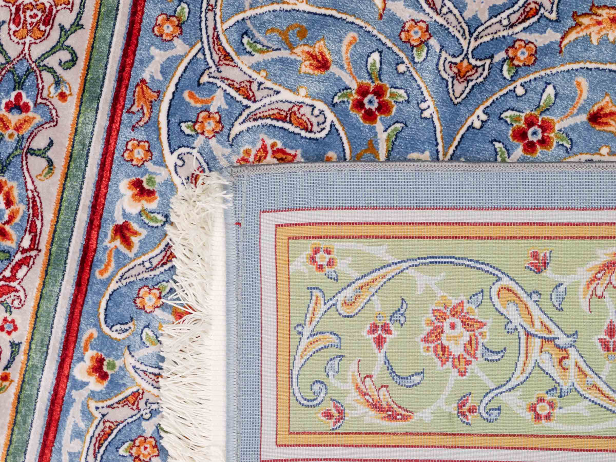 Ghom Gebetsteppich "Dua" 120 x 80 cm gewebt aus Bambusseide (Viskose), islamisches Design, Farbe: Blau-Grün. Teppichnummer: V98BL096M. Persian Luxury Collection by Khademi. Made in Iran / Persia – Vertrieb durch JUPITER Intl.