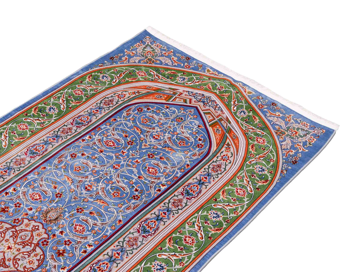 Ghom Gebetsteppich "Dua" 120 x 80 cm gewebt aus Bambusseide (Viskose), islamisches Design, Farbe: Blau-Grün. Teppichnummer: V98BL096M. Persian Luxury Collection by Khademi. Made in Iran / Persia – Vertrieb durch JUPITER Intl.