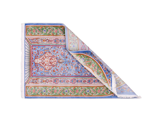 Ghom Gebetsteppich "Dua" 120 x 80 cm gewebt aus Bambusseide (Viskose), islamisches Design, Farbe: Blau-Grün. Teppichnummer: V98BL096M. Persian Luxury Collection by Khademi. Made in Iran / Persia – Vertrieb durch JUPITER Intl.