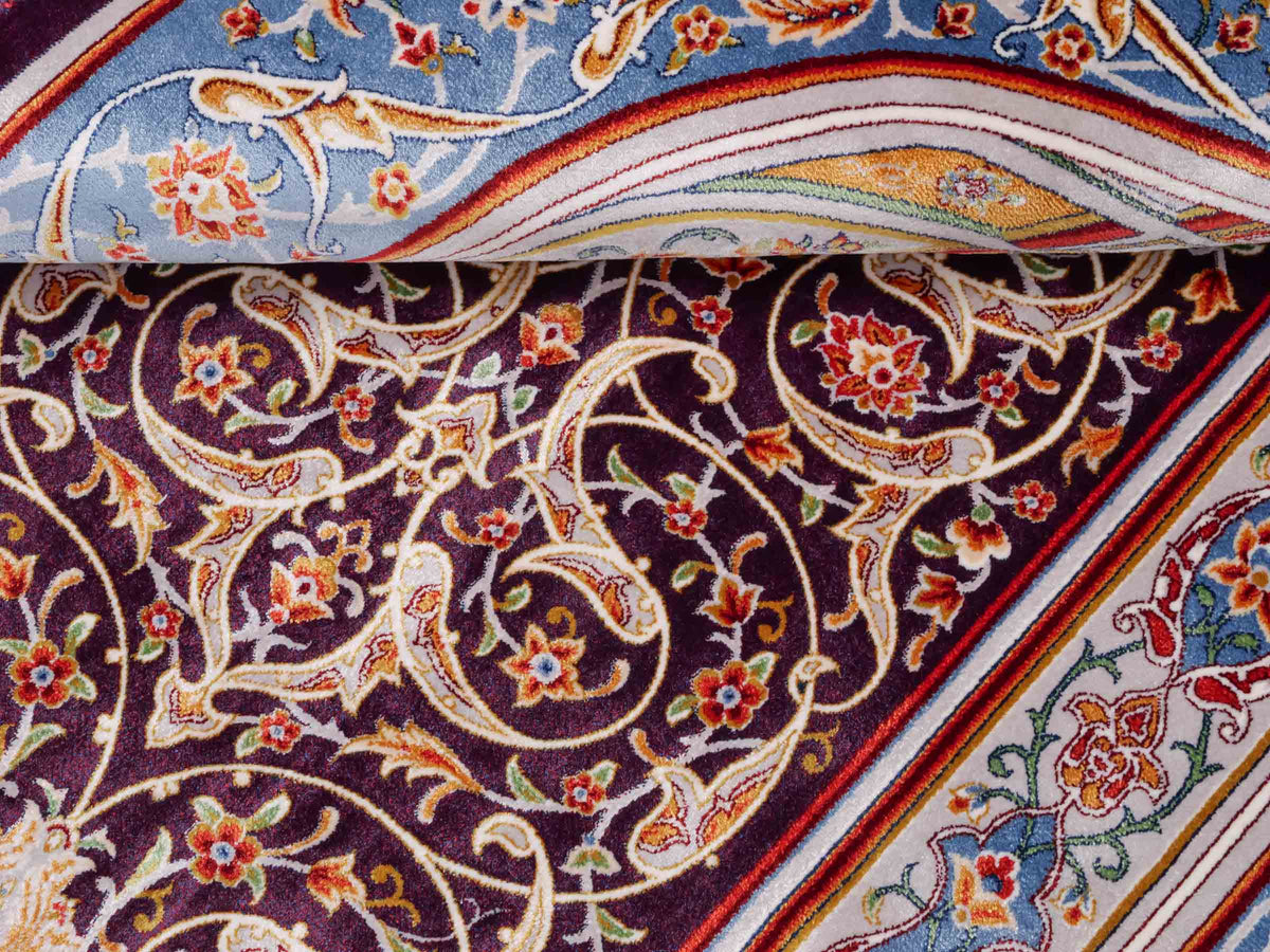 Ghom Gebetsteppich "Dua" 120 x 80 cm gewebt aus Bambusseide (Viskose), islamisches Design, Farbe: Violett-Blau. Teppichnummer: V98AE096M. Persian Luxury Collection by Khademi. Made in Iran / Persia – Vertrieb durch JUPITER Intl.