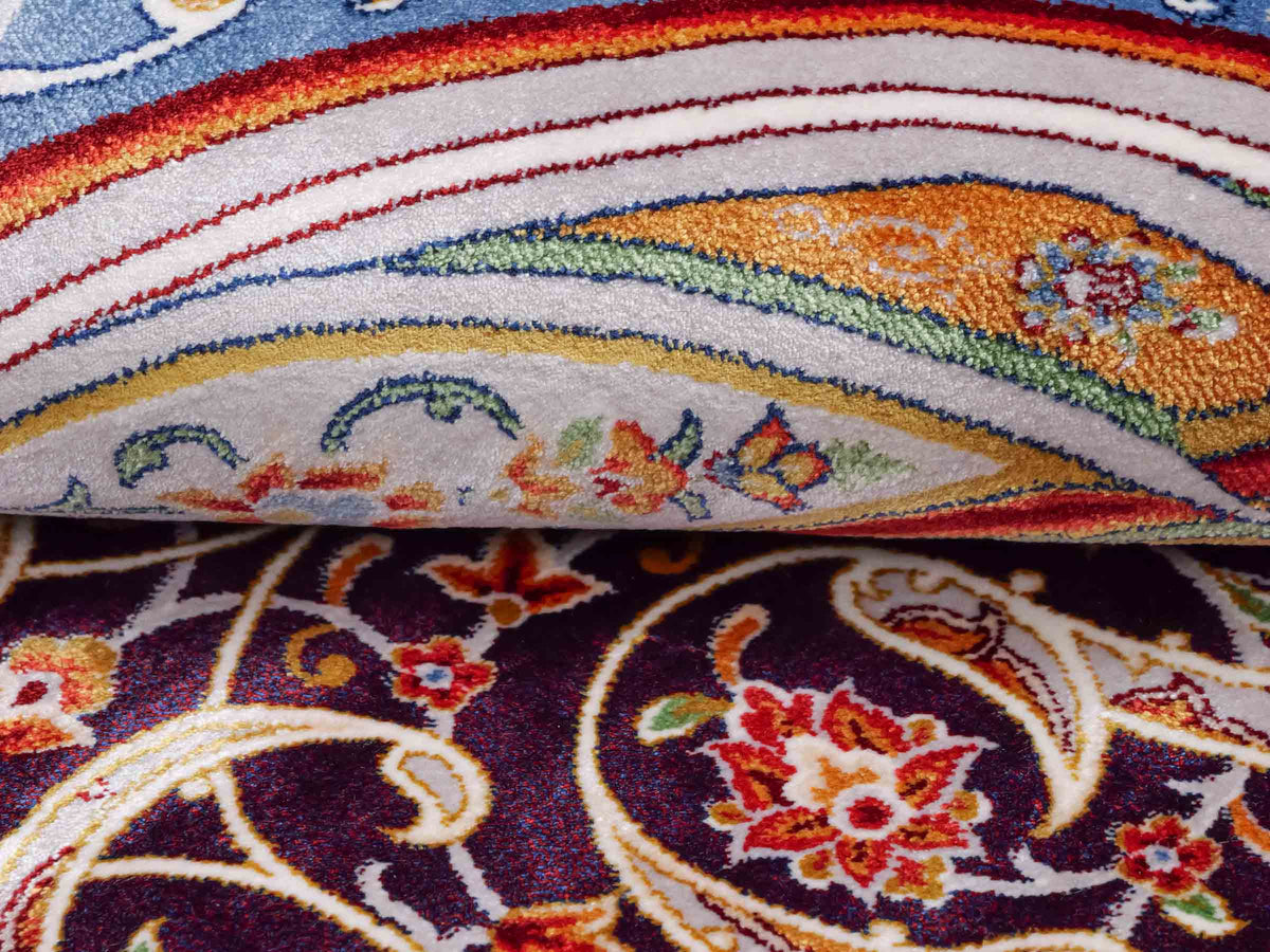 Ghom Gebetsteppich "Dua" 120 x 80 cm gewebt aus Bambusseide (Viskose), islamisches Design, Farbe: Violett-Blau. Teppichnummer: V98AE096M. Persian Luxury Collection by Khademi. Made in Iran / Persia – Vertrieb durch JUPITER Intl.