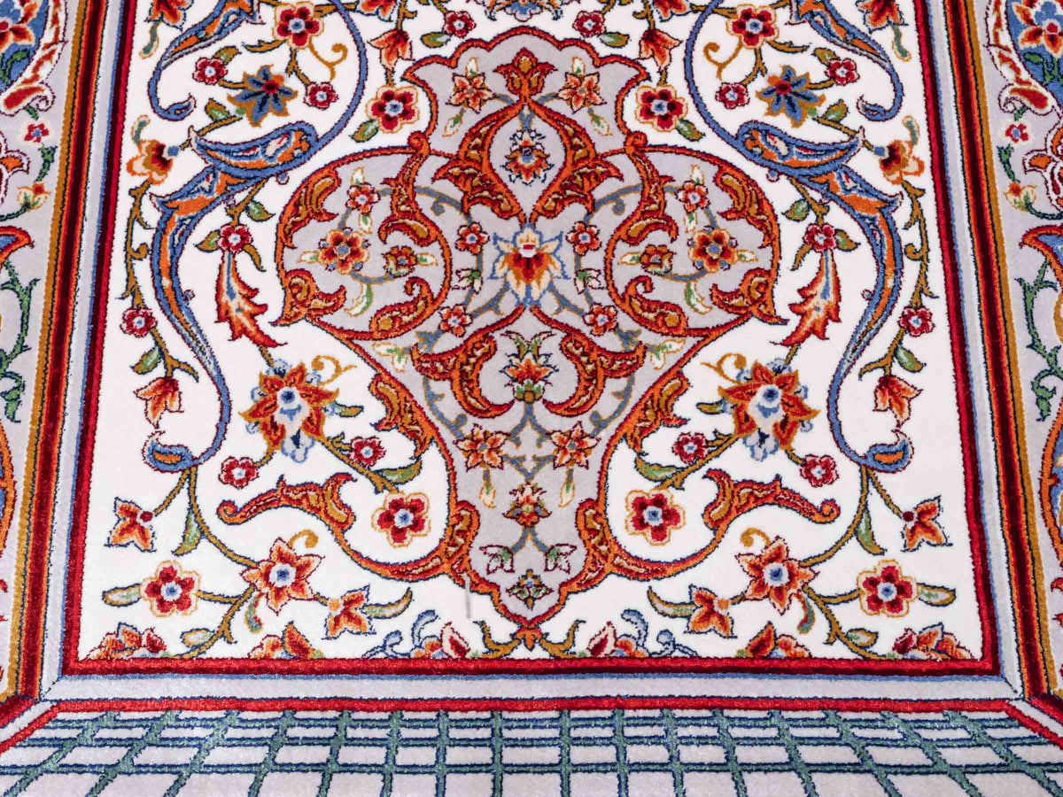 Ghom Gebetsteppich "Dua" 120 x 80 cm gewebt aus Bambusseide (Viskose), islamisches Design, Farbe: Cremeweiß-Grün. Teppichnummer: V98CR096M. Persian Luxury Collection by Khademi. Made in Iran / Persia – Vertrieb durch JUPITER Intl.