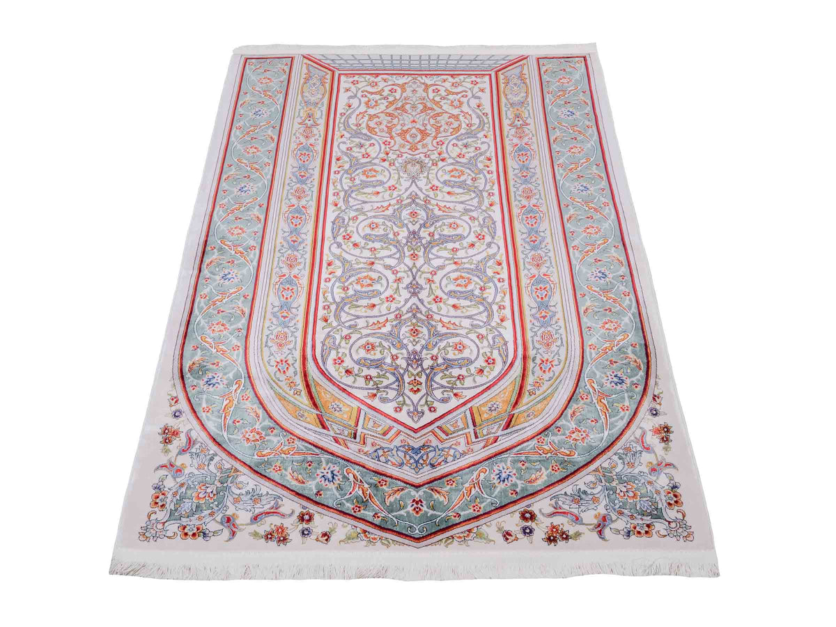 Ghom Gebetsteppich "Dua" 120 x 80 cm gewebt aus Bambusseide (Viskose), islamisches Design, Farbe: Cremeweiß-Grün. Teppichnummer: V98CR096M. Persian Luxury Collection by Khademi. Made in Iran / Persia – Vertrieb durch JUPITER Intl.