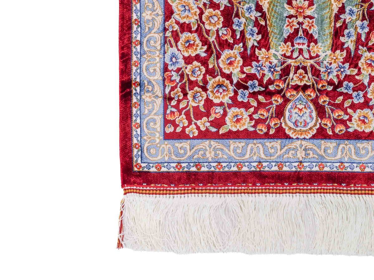 Ghom Läufer-Maschinenteppich "Roxana" 150 x 50 cm aus pflanzlicher Seide (Viskose) mit Medaillon, Rot. Teppichnummer: V74RD075H. Persian Luxury Collection by Khademi. Made in Iran / Persia – Vertrieb durch JUPITER Intl.