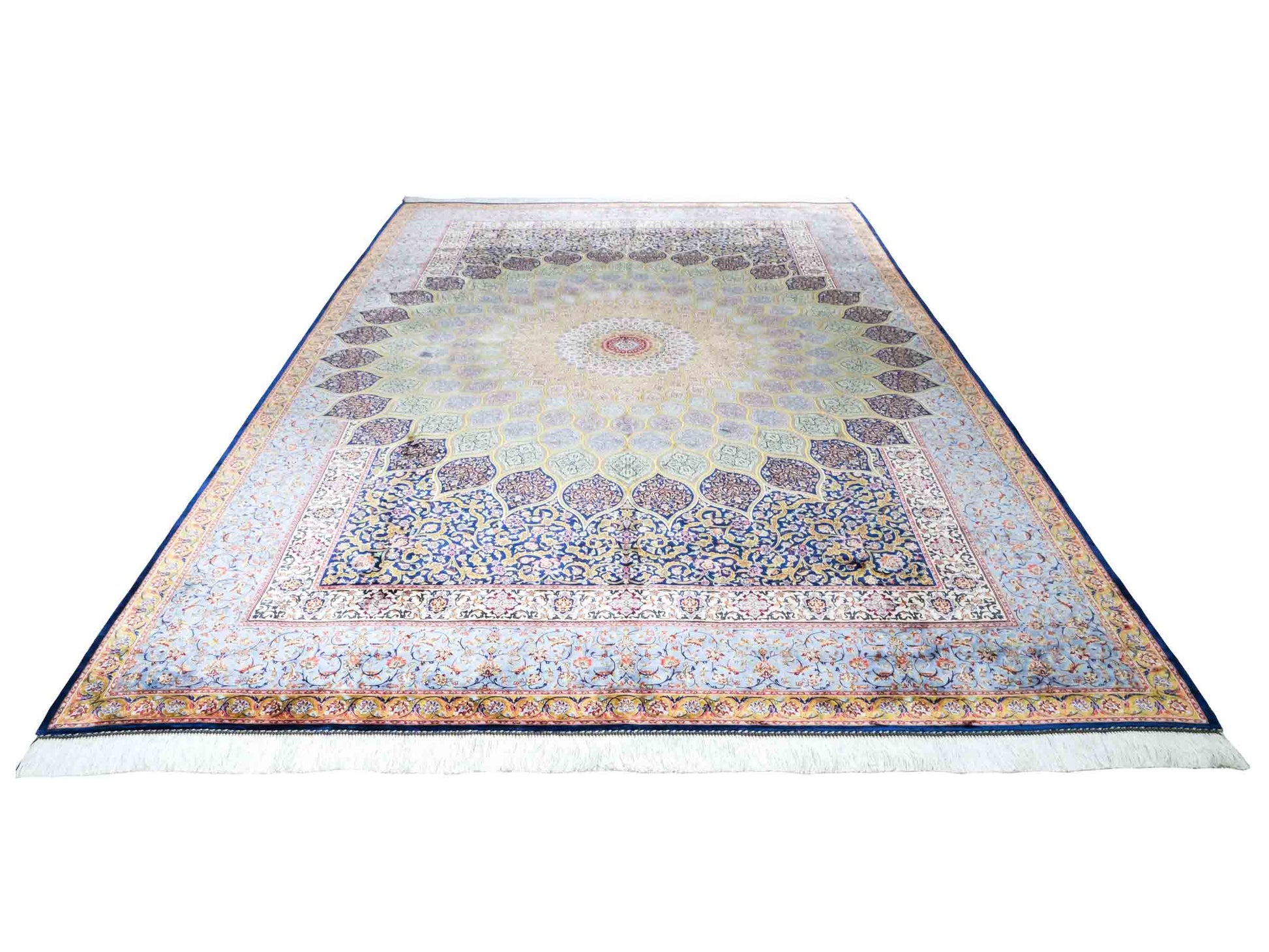 Ghom Maschinenteppich "Aban" 300 x 200 cm aus pflanzlicher Seide (Viskose) mit Gumbad-Medaillon, Marineblau. Teppichnummer: V1NY600H. Persian Luxury Collection by Khademi. Made in Iran / Persia – Vertrieb durch JUPITER Intl