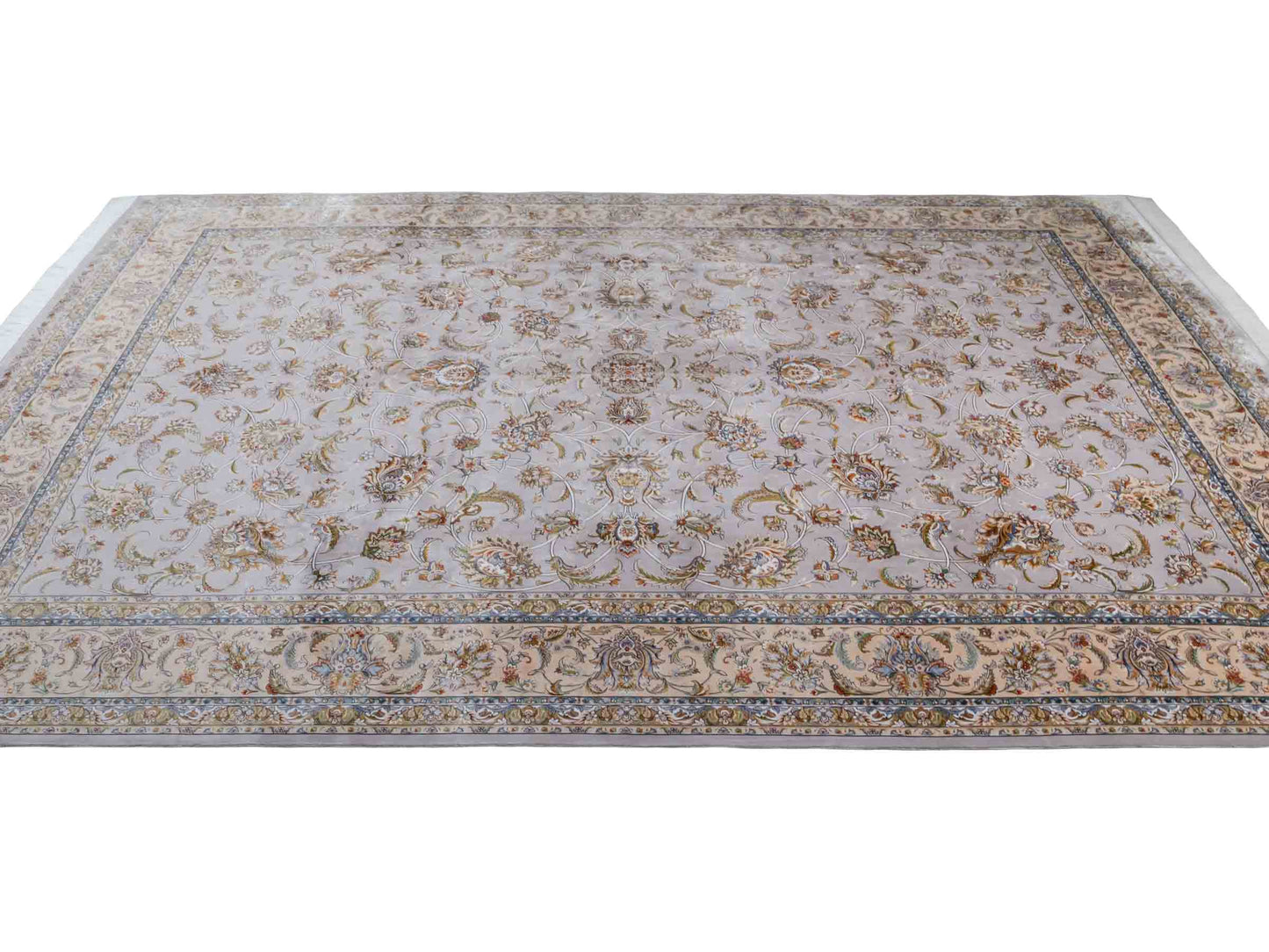 Ghom Maschinenteppich "Afridun" 300 x 200 cm aus pflanzlicher Seide (Viskose) mit Allover-Design, Silber-Grau. Teppichnummer: V2SV600H. Persian Luxury Collection by Khademi. Made in Iran / Persia – Vertrieb durch JUPITER Intl.